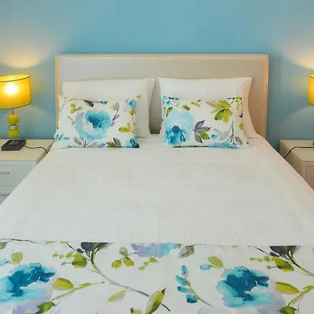 Holidays Marginal Apartman Nazaré