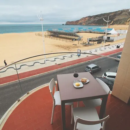 Holidays Marginal Apartman Nazaré