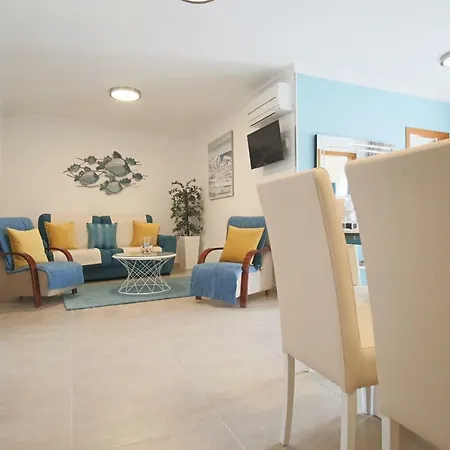 Apartman Holidays Marginal