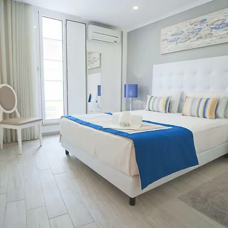 Appartement Holidays Marginal Nazaré