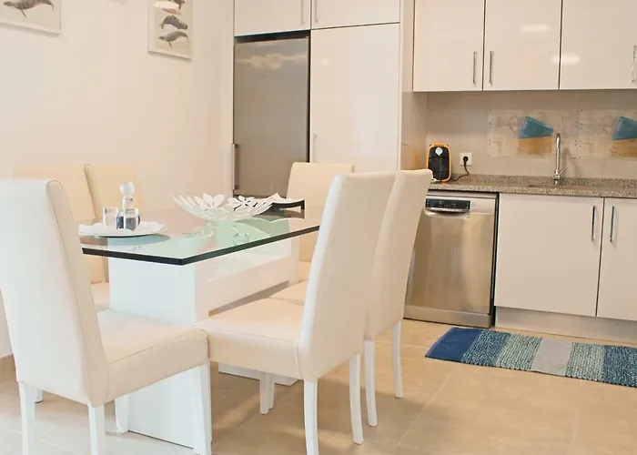 Holidays Marginal 아파트 나자레